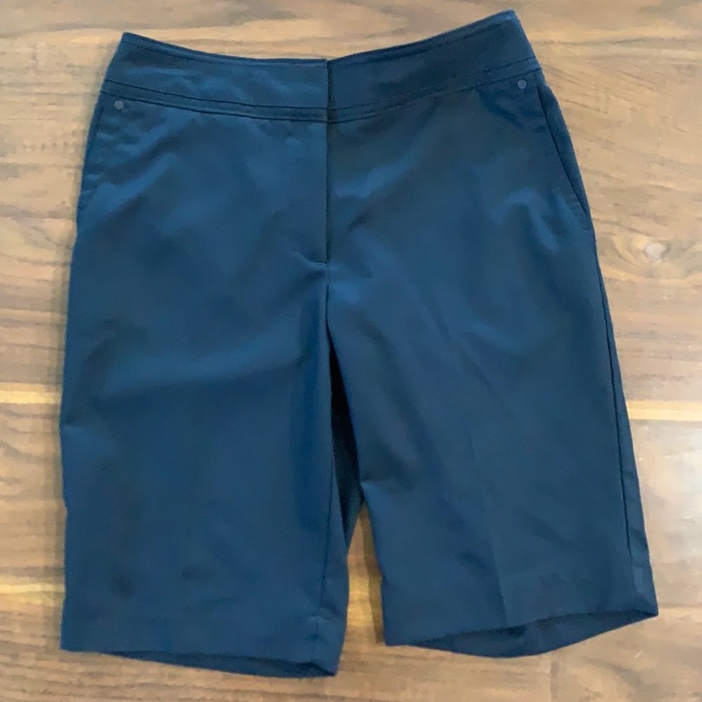 Tail White Label Golf Shorts Size 4